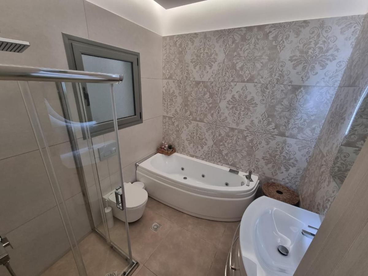 Agora Luxury Apartment 1 Loutraki  Eksteriør bilde